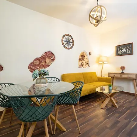 Maritime Апартаменти